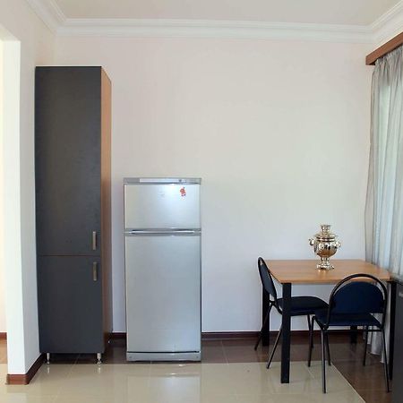 Family & Friends Guest House Dilijan Exterior photo